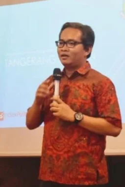 Alasan Logis Pembubaran KPK, Denny Charter: Kejagung Terbukti Lebih Mumpuni