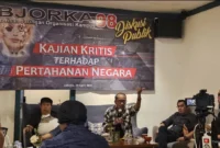 Keterangan foto : BJORKA 98 (Barisan Jaringan Organisasi Kampus 98) menggelar diskusi publik bertema "Kajian Kritis Terhadap Pertahanan Negara", Senin, 20 April 2026.