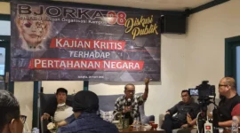 Keterangan foto : BJORKA 98 (Barisan Jaringan Organisasi Kampus 98) menggelar diskusi publik bertema 