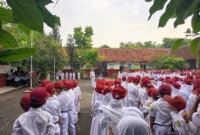 Keterangan poto : Suasana pelaksanaan upacara Hardiknas tahun 2026 di SDN 1 Rangkasbitung Barat pada 4/5/2026