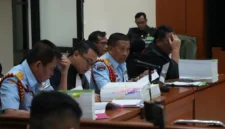 Keterangan foto : Proses persidangan perkara dugaan korupsi proyek pengadaan user terminal satelit slot orbit 123 BT di lingkungan Kementerian Pertahanan (Kemhan) yang melibatkan PT Navayo International AG kembali digelar, Kamis (7/4/2026)