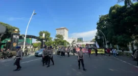 Aliansi Persatuan Rakyat Indonesia Anti Imperialis (PERISAI) menggelar aksi massa berantai di tiga lokasi strategis ibu kota, Kamis (21/5/2026)