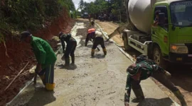 Keterangan foto : Program Karya Bakti TNI Tahun Anggaran 2026 terus menorehkan tinta emas dalam upaya percepatan pembangunan nasional, Sabtu (2/5/2026)