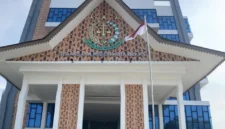 Keterangan foto : Kejari Kota Bekasi, Minggu (3/5/2026)