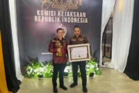 Kejaksaan Negeri Jakarta Pusat (Kejari Jakpus) berhasil mencetak sejarah gemilang dengan menyabet peringkat pertama untuk kategori Kejaksaan Negeri (Kejari) Tipe A dalam ajang bergengsi Malam Anugerah Komisi Kejaksaan Republik Indonesia.