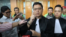 Keterangan foto : Jaksa Penuntut Umum (JPU) Roy Riady memberikan klarifikasi tegas terkait kondisi kesehatan Nadiem yang sempat menjadi perbincangan publik, Selasa (5/4/2026)
