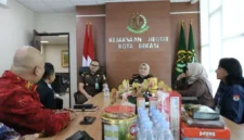 Keterangan foto : Kepala Kejaksaan Negeri (Kajari) Kota Bekasi, Dr. Sulvia Triana Hapsari, Jumat (15/5/2026)