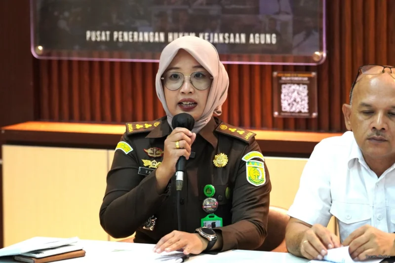 Keterangan foto : Kepala Seksi Penerangan Hukum (Kasi Penkum) Kejati Sumsel, Vanny Yulia Eka Sari, Jumat (8/4/2026)
