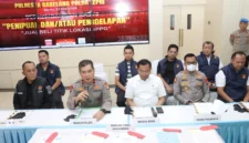 Polda Kepulauan Riau melalui Polresta Barelang bersama Badan Gizi Nasional (BGN) bergerak cepat mengembangkan kasus dugaan penipuan dan penggelapan terkait jual beli titik lokasi Satuan Pelayanan Pemenuhan Gizi (SPPG) di Kota Batam.