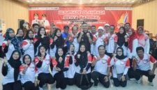 Keterangan poto : Bupati Lebak. Hasbi Asyidiki di dampingi Kepala Dinas Pendidikan, Dodi Irawan, beserta poto bersama seliruh jajaran saat usai membukan O2SN jenjang SD dan SMP tahun 2026 secara serentak