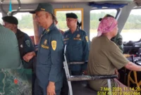 Keterangan foto : Balai Konservasi Sumber Daya Alam (BKSDA) Sulawesi Tenggara secara rutin melakukan pengawasan terhadap segala aktivitas yang memanfaatkan alur pelayaran di kawasan konservasi Taman Wisata Alam (TWA) Teluk Lasolo, Senin (11/4/2026)
