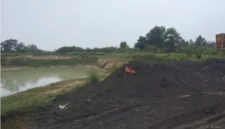 Keterangan foto : pengelolaan limbah industri di wilayah Kabupaten Serang kembali terekspos ke permukaan, Minggu (31/5/2026)