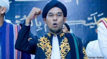 Keterangan foto : Pembina Majelis Dzikir Padepokan Bumi Alit Padjadjaran, Abah Elang Mangkubumi, Selasa (5/4/2026)