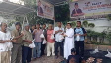 Anggota Komisi III DPR RI, M. Nasir Djamil, kembali menebar kebaikan dengan menyalurkan puluhan hewan kurban bagi masyarakat di Daerah Pemilihan (Dapil) Aceh II.