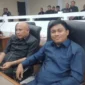 Keterangan poto ; Ketua Komisi IV Ujang Giri, saat  Rapat Paripurna didampingi Anggota DPRD Agus Ider Alamsyah