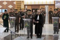 Tiga pejabat eselon III dan IV resmi dilantik dan diambil sumpahnya pada Senin, 3 Juni 2026, di Aula Kejati Sumsel, Palembang.