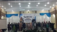 Ini Pesan Kepsek SMK PGRI Rangkasbitung Buat 166 Peserta Didik yang Lulus di Tahun Ajaran 2025 - 2026 7 Ini Pesan Kepsek SMK PGRI Rangkasbitung Buat 166 Peserta Didik yang Lulus di Tahun Ajaran 2025 - 2026 I Teras Media
