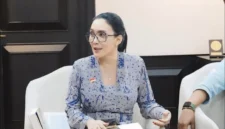 Keterangan foto : Anggota DPR RI dari partai PDI Perjuangan Rieke Diah Pitaloka, Jumat (5/6/2026)