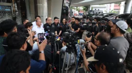 Tim Penyidik Jaksa Agung Muda Bidang Tindak Pidana Khusus (JAM Pidsus) menolak permohonan pemberian status Justice Collaborator yang diajukan oleh penasihat hukum tersangka SS.