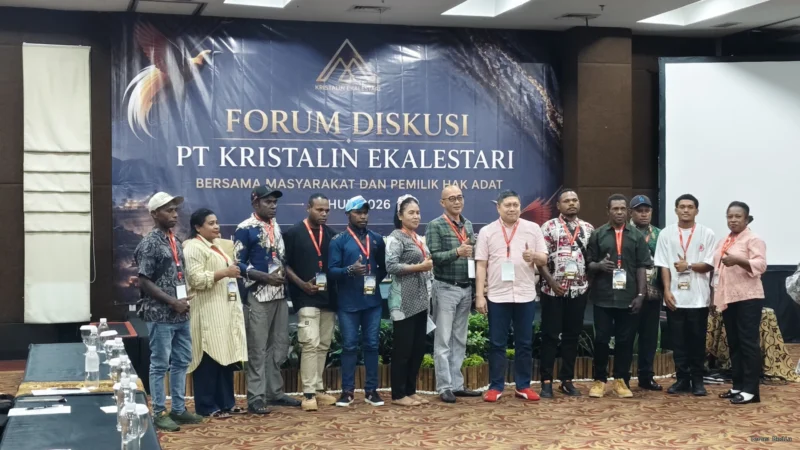 PT Kristalin Ekalestari menggelar Forum Diskusi publik dengan mengajak masyarakat dan pemilik hak adat wilayah Desa Nifasi, Distrik Makimi, Nabire, Papua Tengah. Pada Jumat (26/6/2026).