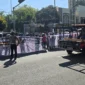 Ratusan massa yang tergabung dalam Himpunan Aktivis Milenial Indonesia (HAMI) menggelar aksi unjuk rasa di depan kantor Kejaksaan Tinggi (Kejati) Jawa Timur, Jumat (10/7/2026) siang.