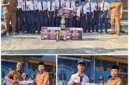 Keterangan poto : Kepala Sekolah SMPN 3 Rangkasbitung saat berpoto bersama tim Futsal beserta Pelatih dan opicial peraih juara 2 Turnamen Futsal Kapolres Cup antar pelajar tahun 2026