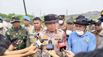 Kapolda Banten Tinjau Lokasi Kebakaran TPA Jatiwaringin, Pastikan Penanganan Berjalan Maksimal