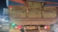 Diduga Kendaraan ODOL Berkeliaran Tengah Malam di Pandeglang, Warga Curigai Angkut Sampah 6 Teras Media JzC4YfiA