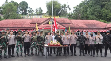 Danyonif 762/VYS dan Personel Kunjungi Polresta Sorong Kota, Wujud Soliditas TNI-Polri