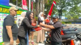 Semangat berbagi terus menyala! Program Jumat Berkah Wartawan (PJBW) kembali menebar kebaikan di pekan ke-89, berkolaborasi dengan Kantor Pertanahan (Kantah) ATR/BPN Kota Tangerang serta turut menghadirkan penyanyi sekaligus tokoh sosial Camelia Panduwinata Lubis, S.E., M.Kom. atau yang lebih dikenal dengan nama panggung Camel Petir.