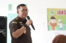 Aji Kalbu Pribadi, S.H., M.H., resmi dipercaya memegang tongkat komando sebagai Kepala Kejaksaan Negeri (Kajari) Kutai Kartanegara.