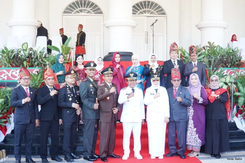 Kepala Kejaksaan Negeri (Kajari) Sumbawa Barat, Mahfuddin Cakra Saputra, S.H., M.H., turut menghadiri peringatan Hari Ulang Tahun ke-81 Kemerdekaan Republik Indonesia yang diselenggarakan Pemerintah Kabupaten Sumbawa Barat, Senin (17/8/2026).
