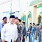 Calon Ketua PBNU KH Abdul Ghaffar Rozin atau Gus Rozin memiliki rekam jejak yang relatif lengkap dan panjang.