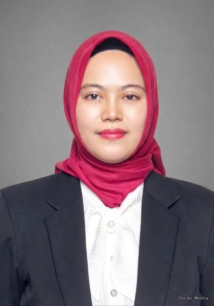 Dr. Hj. Reni Apriani, dosen di Universitas La Tansa Mashiro,