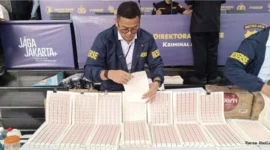 Polda Metro Jaya bersama Direktorat Jenderal Pajak Kementerian Keuangan (Kemenkeu) dalam membongkar jaringan sindikat produksi dan peredaran meterai palsu