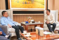 Ketua Umum Pengurus Pusat Persatuan Anggota Badan Permusyawaratan Desa Seluruh Indonesia (PP PABPDSI), H. Fery Radiansyah, S.T., M.M., diterima langsung oleh Kepala Staf Kepresidenan Republik Indonesia, Jenderal TNI (Purn.) Prof. Dr. H. Dudung Abdurachman, di Kantor Staf Presiden, Jakarta, Rabu (16/9/2026).