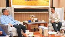 Ketua Umum Pengurus Pusat Persatuan Anggota Badan Permusyawaratan Desa Seluruh Indonesia (PP PABPDSI), H. Fery Radiansyah, S.T., M.M., diterima langsung oleh Kepala Staf Kepresidenan Republik Indonesia, Jenderal TNI (Purn.) Prof. Dr. H. Dudung Abdurachman, di Kantor Staf Presiden, Jakarta, Rabu (16/9/2026).