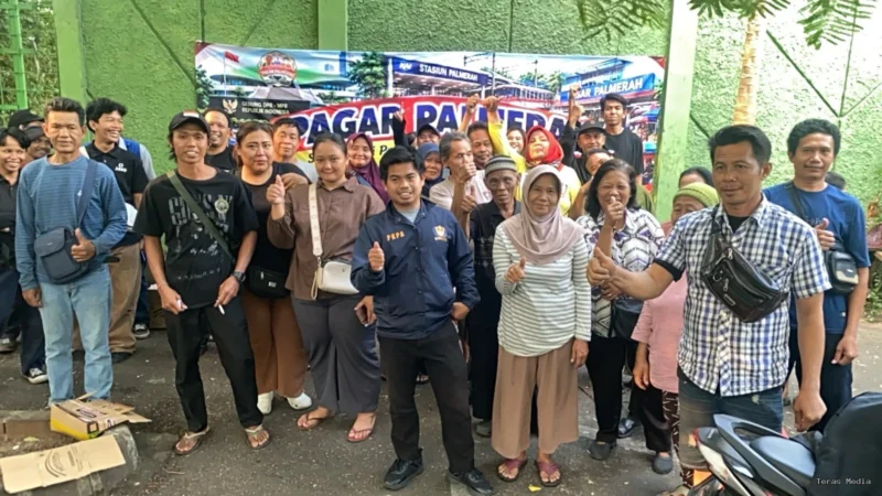 Sekitar 60 pedagang asongan dan pedagang kaki lima (PKL) yang beraktivitas di kawasan Gelora-Palmerah kini memiliki wadah bersama.