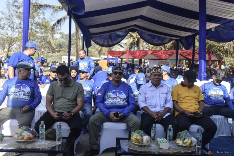 Ketua DPD Partai Demokrat Jawa Barat, Anton Sukartono Suratto, memilih cara yang berbeda dan penuh kehangatan dalam melakukan kunjungan kerjanya touring menggunakan sepeda motor, menyusuri Kabupaten Ciamis hingga Pangandaran pada Kamis hingga Jumat (27–28/8/2026).