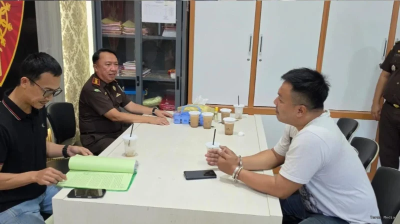 Tim Tabur Kejati Banten bersama Tim Intelijen Kejaksaan Negeri Tegal berhasil mengamankan satu orang Daftar Pencarian Orang (DPO) perkara penipuan yang selama ini menghindar, Selasa (22/9/2026).