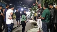 Penegakan hukum di Indonesia kembali menjadi sorotan tajam menyusul langkah hukum luar biasa yang dilakukan oleh jajaran penyidik Polres Metro Jakarta Timur terhadap satu keluarga yang terdiri dari seorang ayah dan dua anak perempuannya