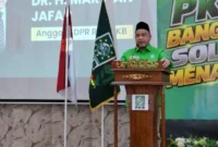 Anggota Komisi XI DPR RI dari Fraksi Partai Kebangkitan Bangsa (PKB) Marwan Jafar menegaskan akan terus memonitor dan menagih secara serius sejumlah komitmen Bank Indonesia (BI) dalam mendukung pertumbuhan ekonomi nasional.