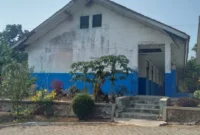 Keterangan poto : Kondisi ruang kelas SMPN 1 Cileles yang dibiarkan di tempati KELELAWAR hingga menimbulkan bau menyengat dan terkesan tak terawan 