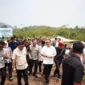 Kehadiran Gubernur Banten, Andra Soni, bersama Anggota DPR RI Dapil Lebak–Pandeglang sekaligus Ketua Umum DPP Petani NasDem, Arif Rahman, menjadikan hari perayaan ini bukan sekadar seremonial — melainkan momen pengakuan tulus bahwa setiap petani yang merawat tanaman dengan keringat adalah pahlawan ketahanan pangan kita.