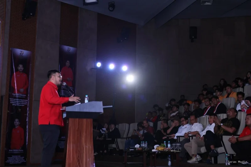 Eksekutif Nasional Liga Mahasiswa Nasional untuk Demokrasi (EN-LMND) meminta pemerintah melakukan evaluasi total terhadap dua tahun masa kepemimpinan Presiden Prabowo Subianto dan Wakil Presiden Gibran Rakabuming Raka.
