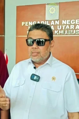 Said Iqbal dan Aktivis Buruh Beri Dukungan Moril Gabriel Lumbantoruan di Persidangan PN Jakarta Utara 