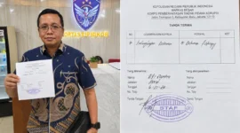 KOSMAK) mendesak Kortas Tipidkor Polri memeriksa mantan Bupati Kabupaten Sidrap, Rusdi Masse (RMS) dan Ketua Partai NasDem Sulsel, Syahruddin Alrif terkait dugaan korupsi bantuan Kementerian Pertanian (Kementan) Tahun Anggaran 2020-2022