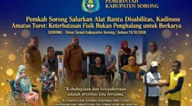 Pemerintah Kabupaten Sorong melalui Dinas Sosial kembali menunjukkan komitmennya dalam memperhatikan kesejahteraan penyandang disabilitas. Kepala Dinas Sosial Kabupaten Sorong, Dr. Amatus Turot, S.Hut, M.Si., secara resmi menyerahkan bantuan alat bantu bagi penyandang disabilitas, berupa kursi roda dan tongkat, pada Selasa (13/10/2026).