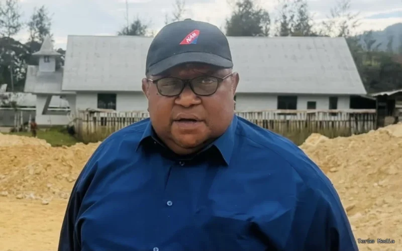 Wakil Ketua IV DPR Papua Tengah, John Gobai,