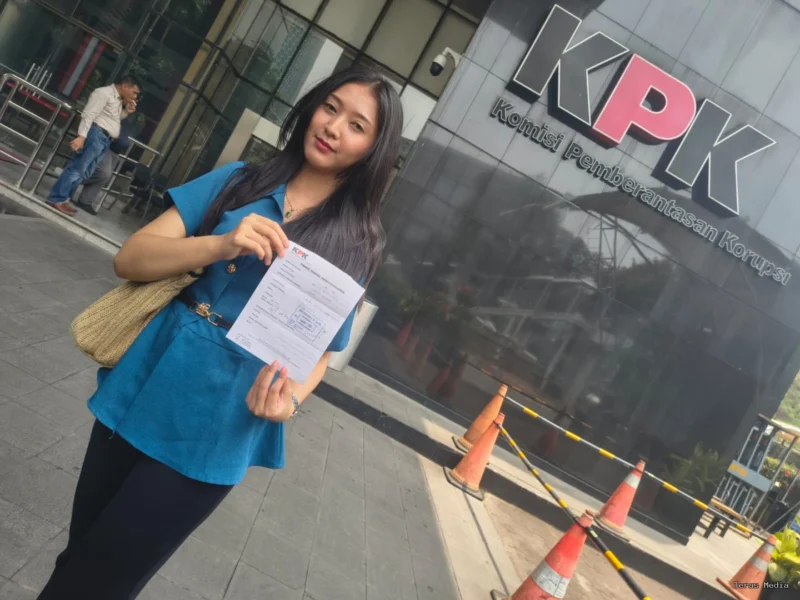 Dua anggota Dewan Perwakilan Rakyat Daerah berinisial SW dan SP resmi diadukan ke Komisi Pemberantasan Korupsi (KPK) pada Senin (19/10/2026)